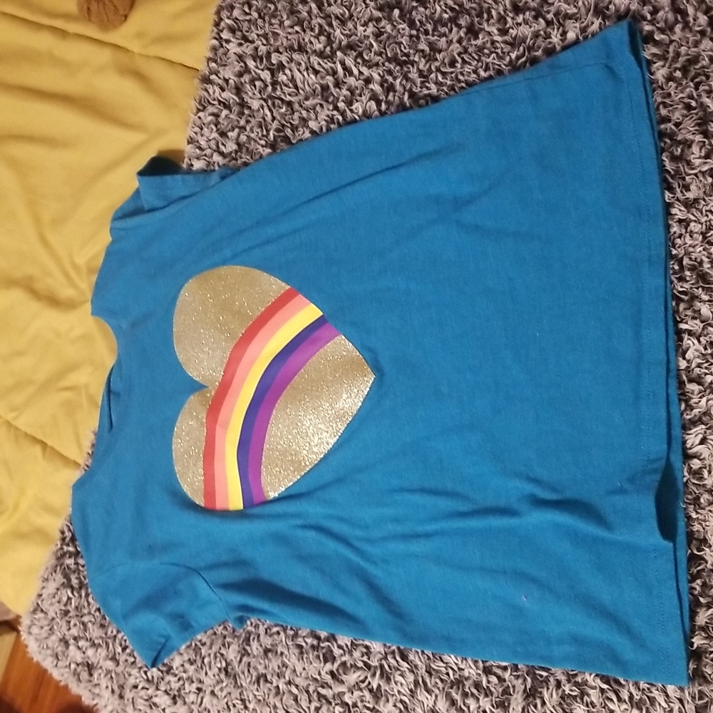 t shirt
